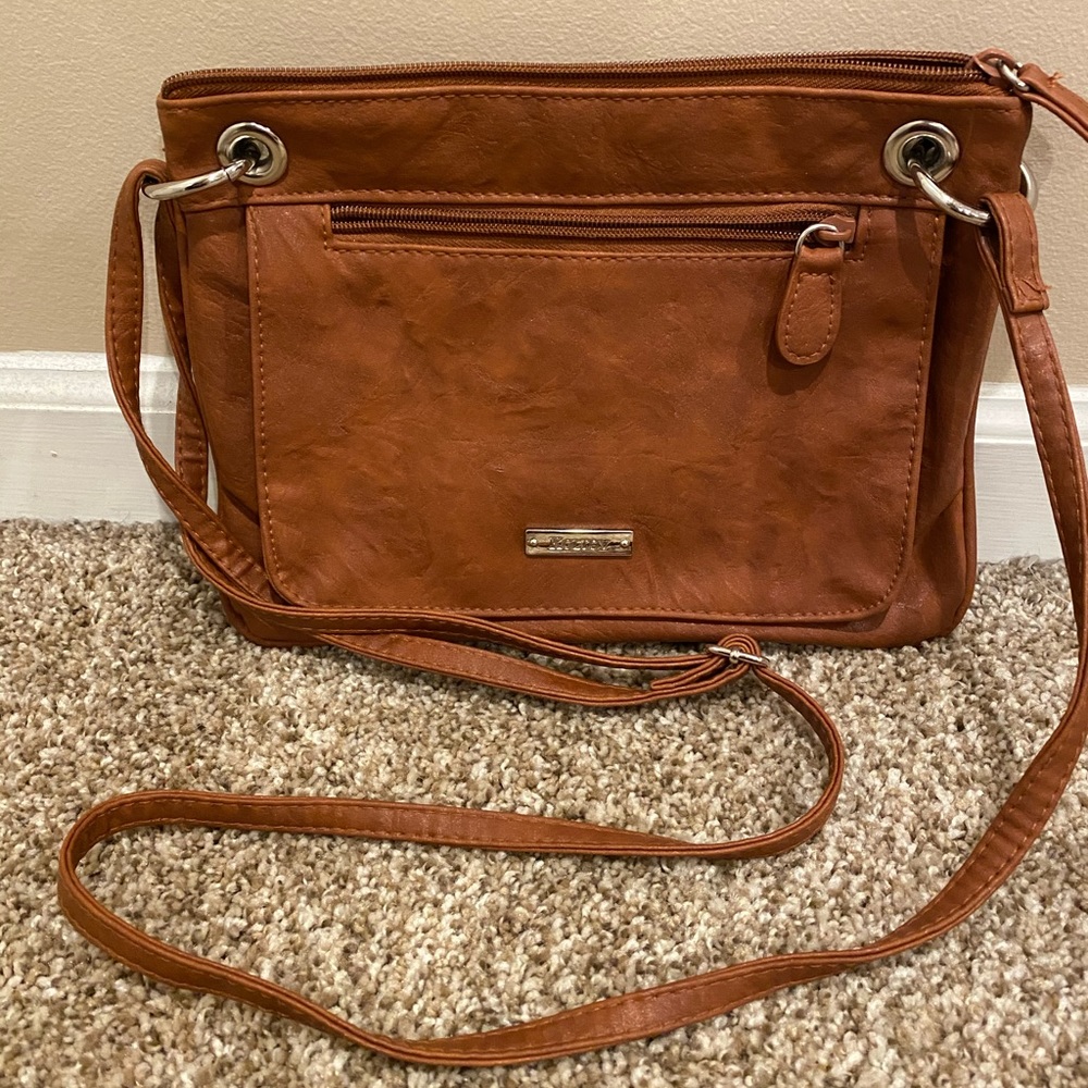 Leather crossbody bag